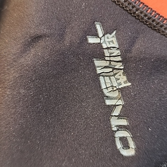 O'Neill Light Blue and Black Wetsuit Top 4t - Picture 4 of 7